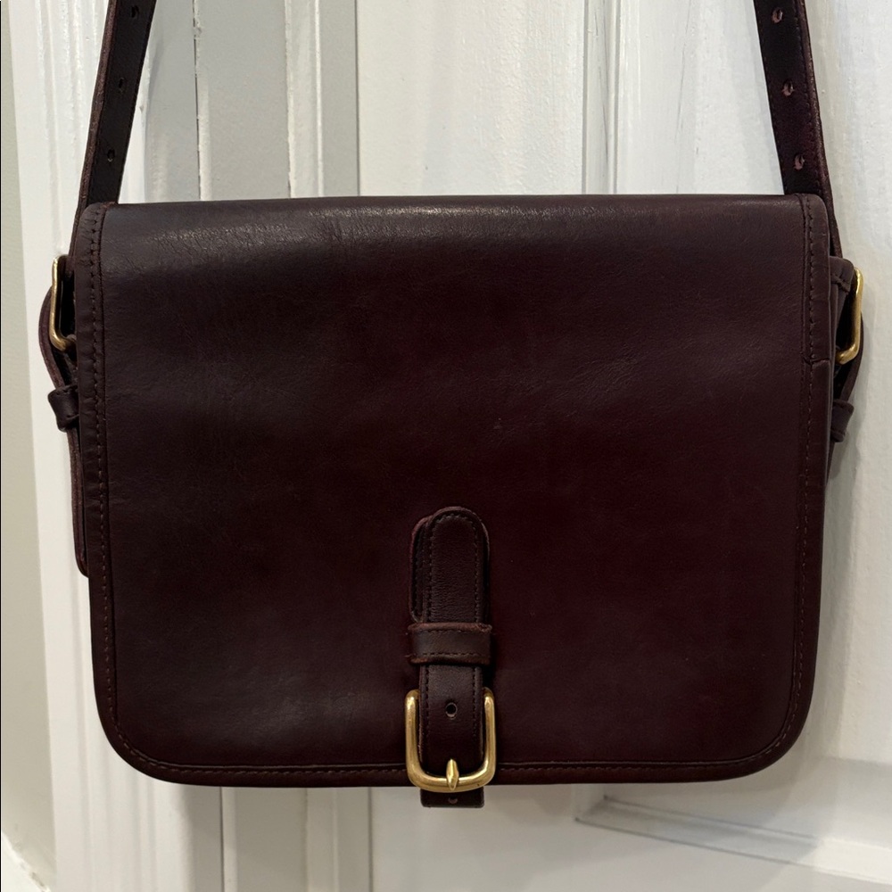 Vintage Coach No 9590 Saddle Pouch Medium Made in New York City RARE Burgundy
